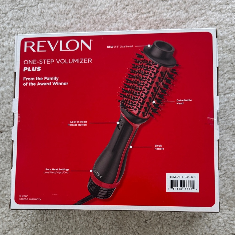 Revlon One-Step Volumizer Plus in Black and Red, Pre-owned